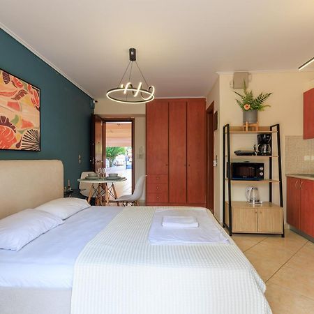 Aiolos Glyfada Super Lux Mini Apartment Athen Exterior foto